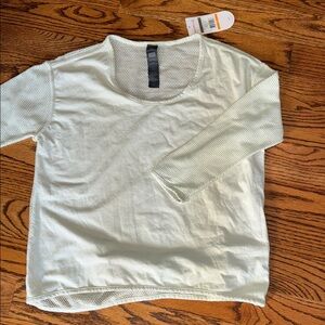 Merrell athletic shirt NEW